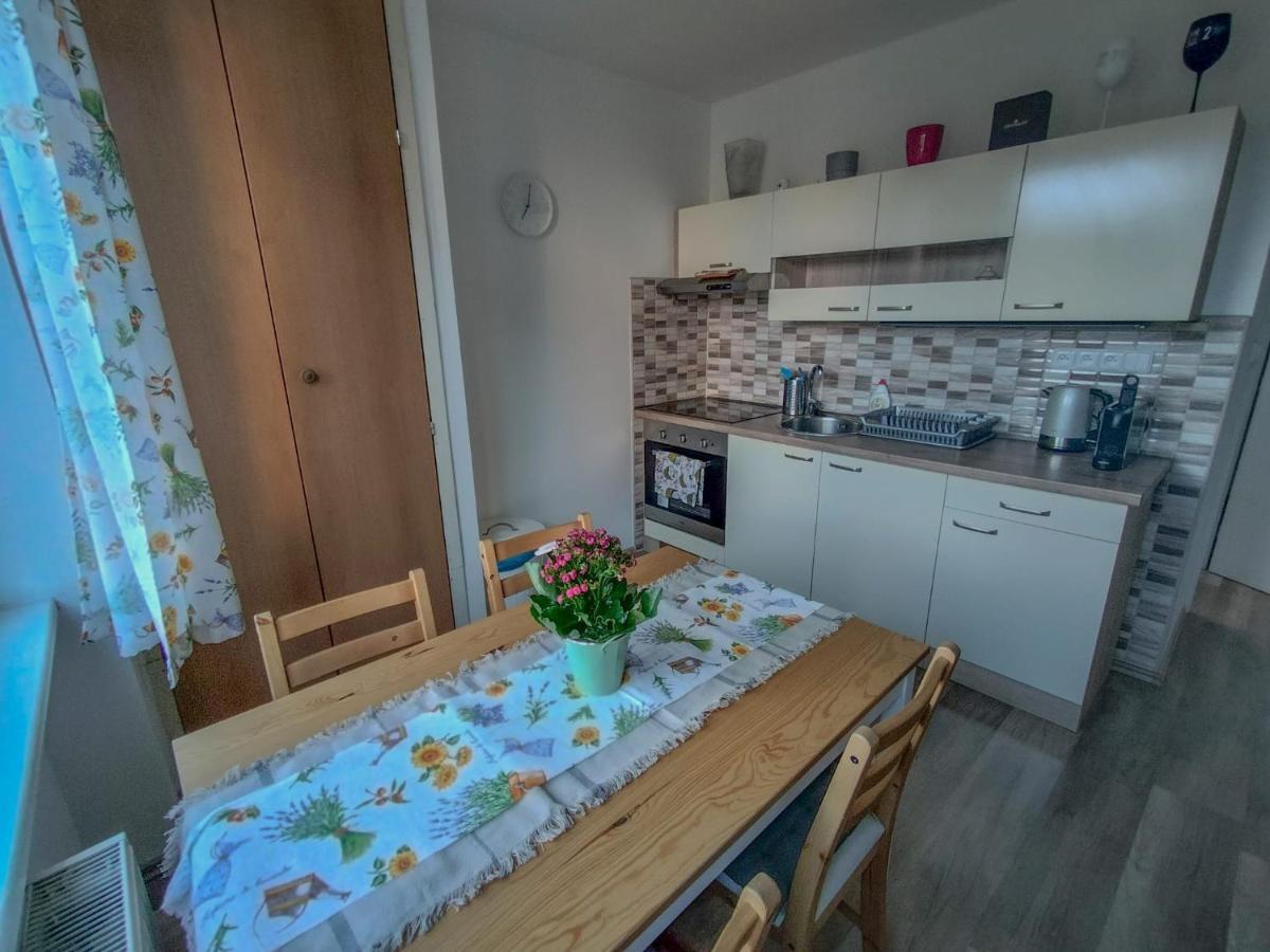 Apartmanek Protez Janske Lazne Luaran gambar